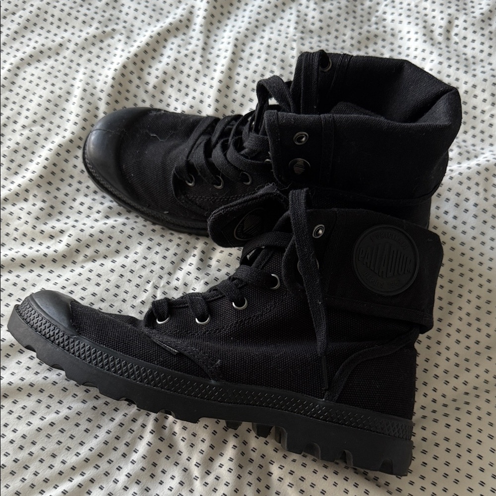 Palladium Black Combat Boots